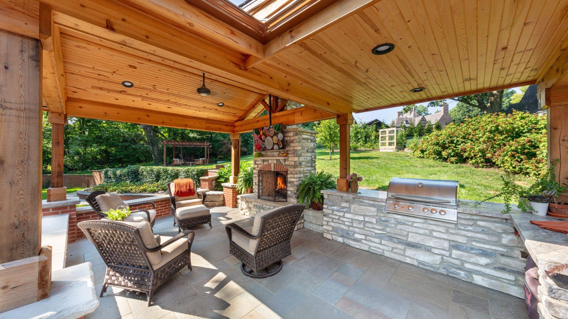 kid friendly deluxe outdoor